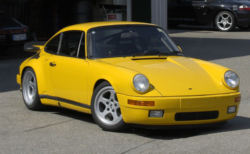 10 Cars Hilariously Reviewed Using Only Emojis