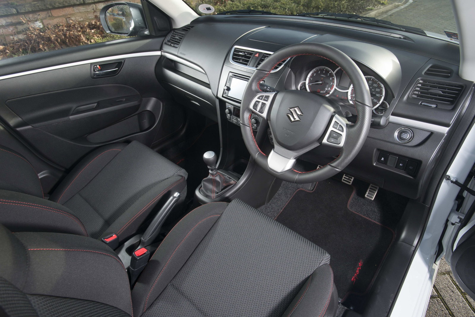5 Things We Love And Hate About The Suzuki Swift Sport