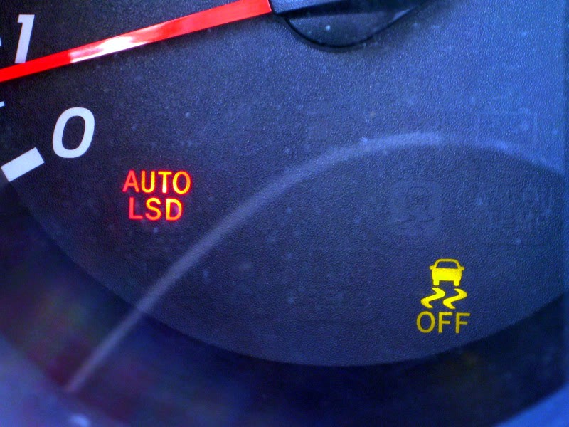 10 Things That Make Our Driving Lives Completely Idiot Proof
