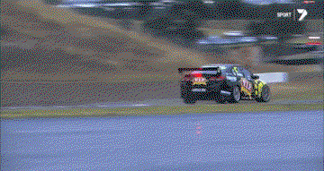 12 Gifs Of V8 Supercar Drivers Doing Serious Slides And Drifts