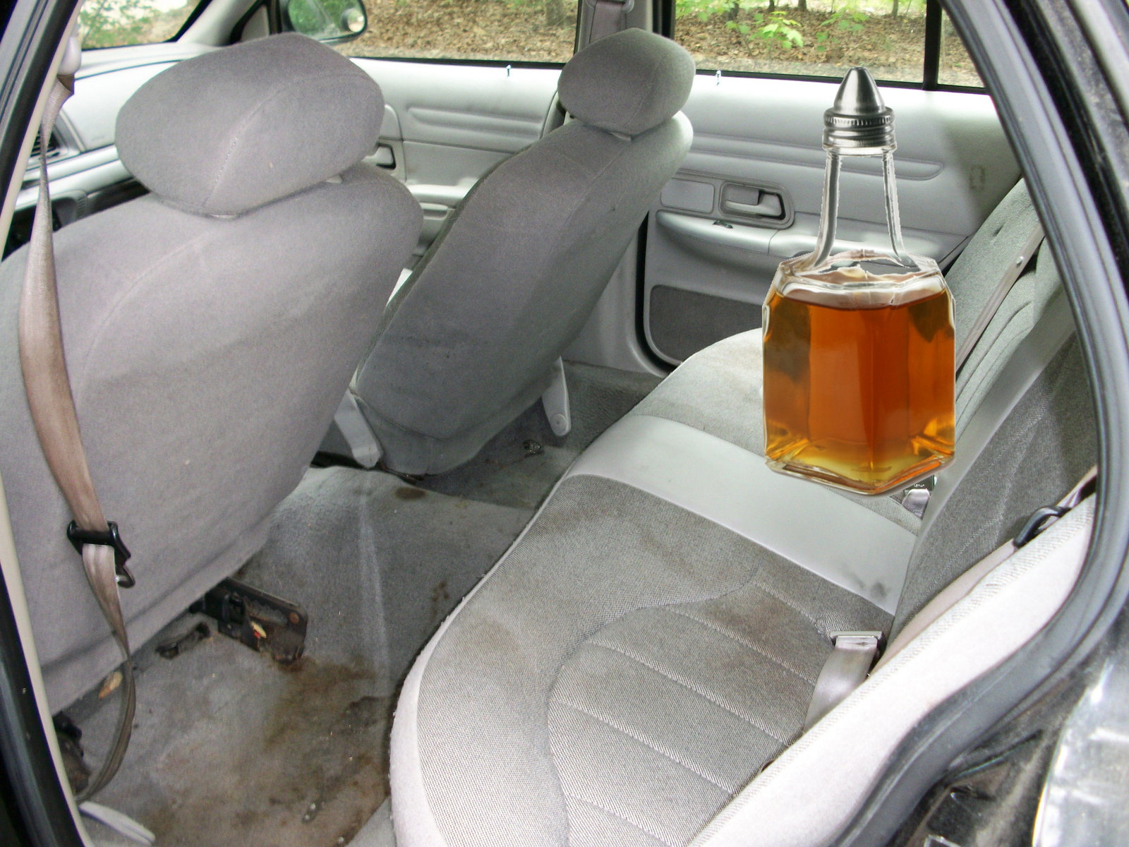 10 Summer Car Care Hacks Using Household Items
