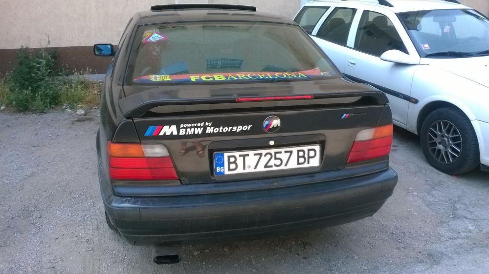 10 Fake Badging Fails That'll Make You Weep For Humanity