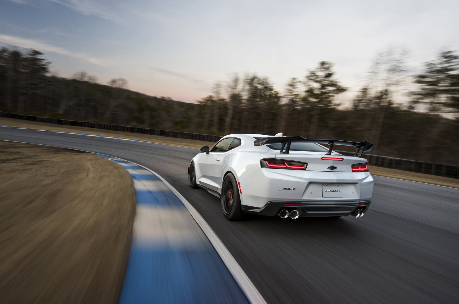 5 Things You Need To Know About The Chevrolet Camaro ZL1 1LE
