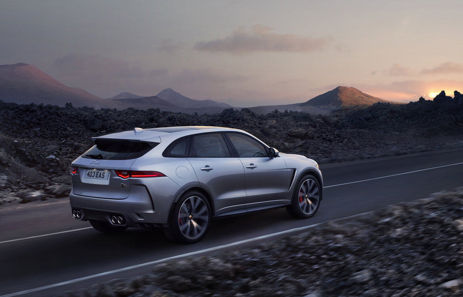 Say Hello To The 542bhp Jaguar F-Pace SVR