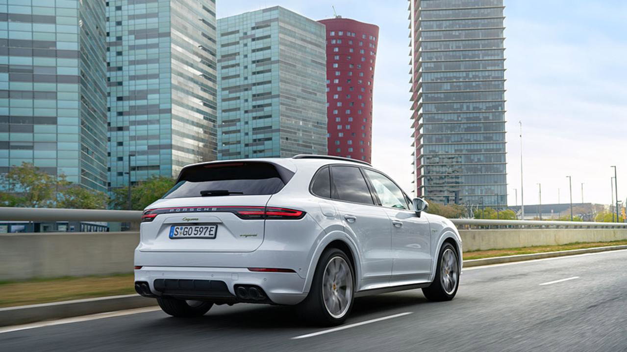 The 918-Inspired Porsche Cayenne E-Hybrid Is Quicker Than You Might Think