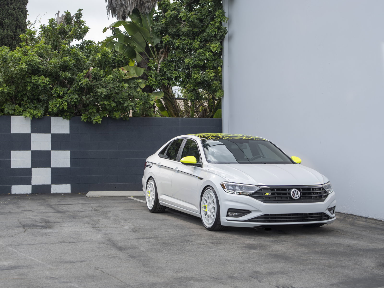 VW's 'Enthusiast' Concept Range Includes Slammed Arteon And Lifted Atlas