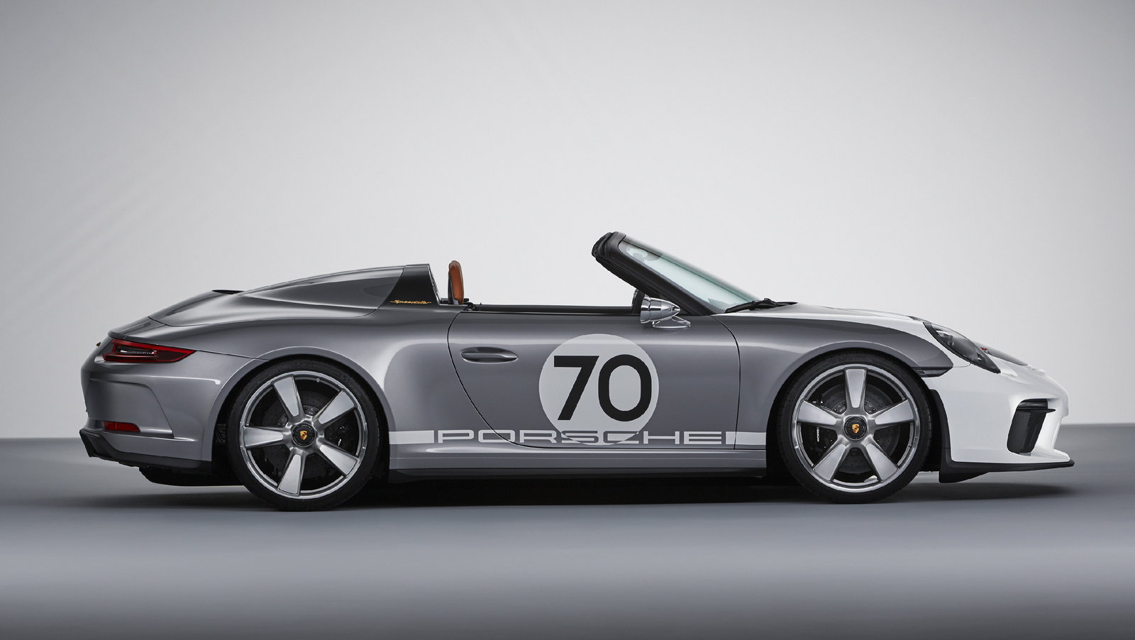 Get A Load Of The New Porsche 911 Speedster's Incredible Details
