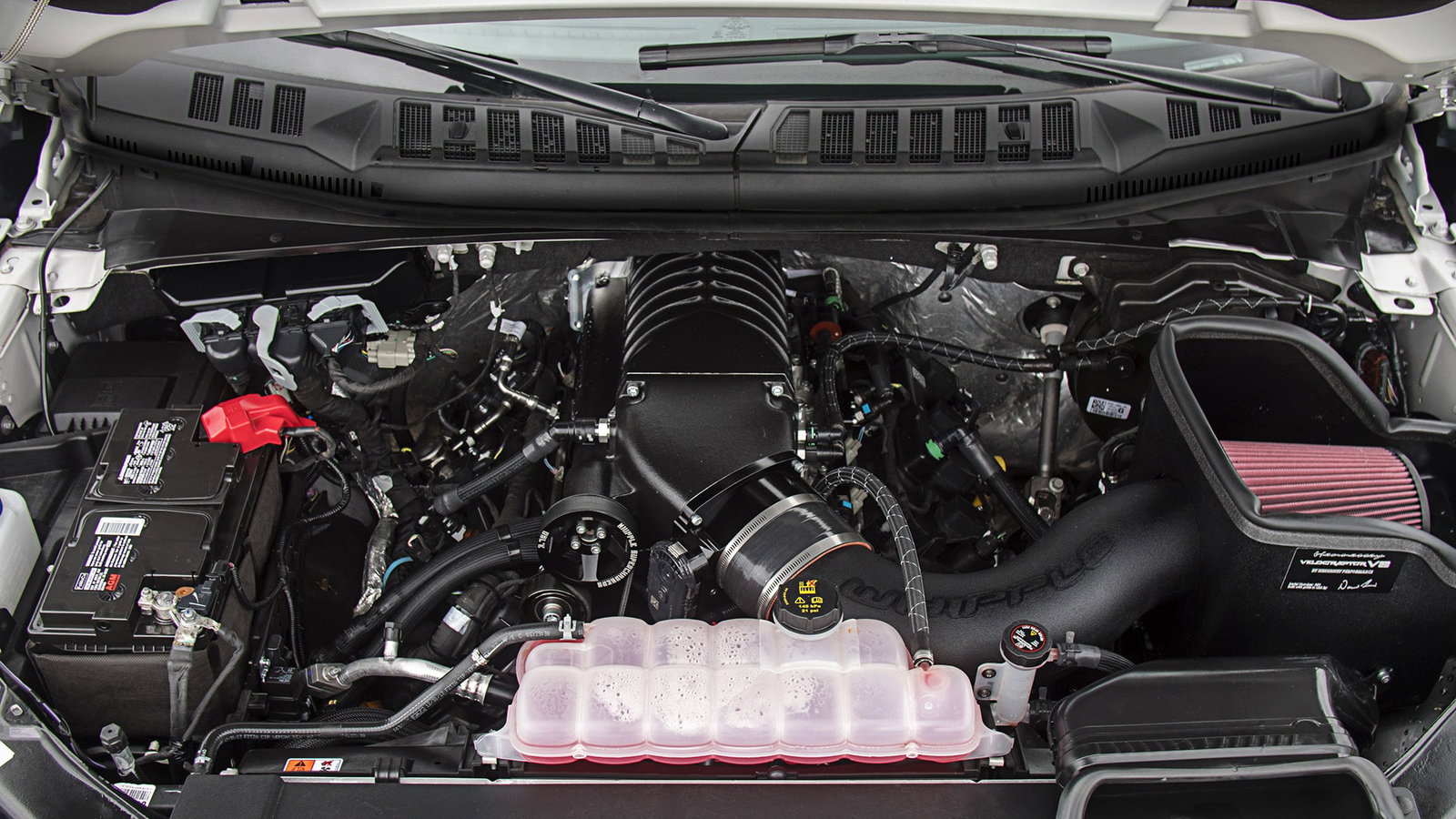 The V8 Ford F-150 Raptor Is A Thing Again Thanks To Hennessey