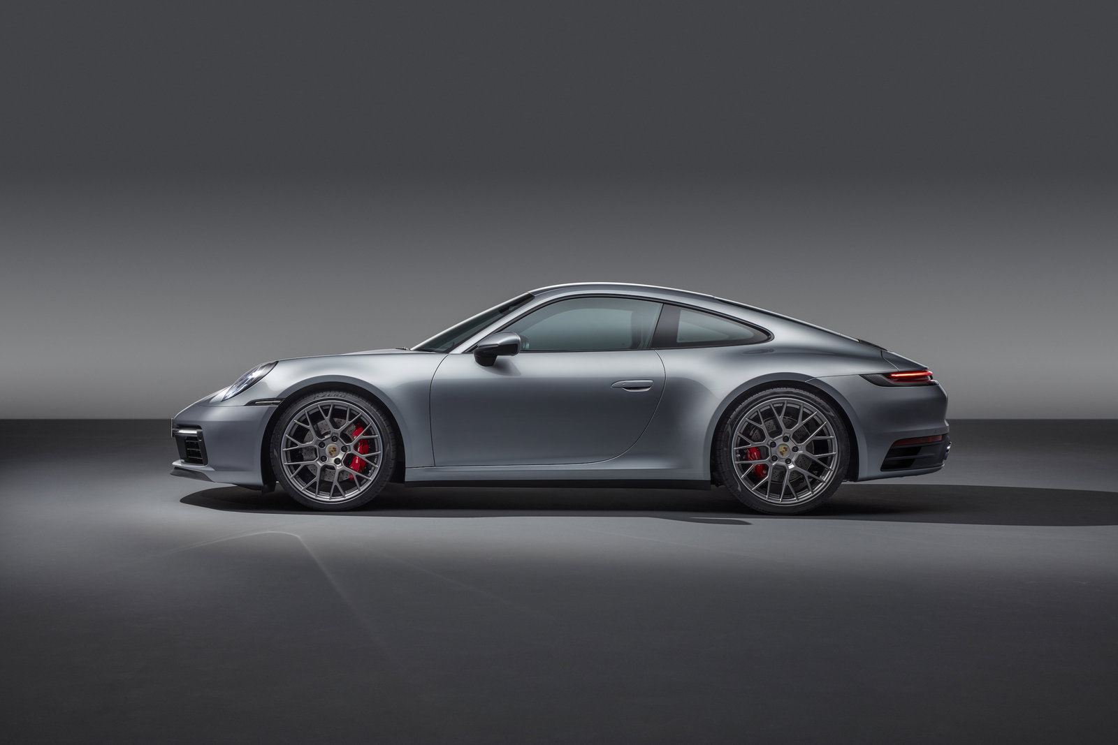 The New ‘992’ Porsche 911 Is Here And It’s Supercar Fast