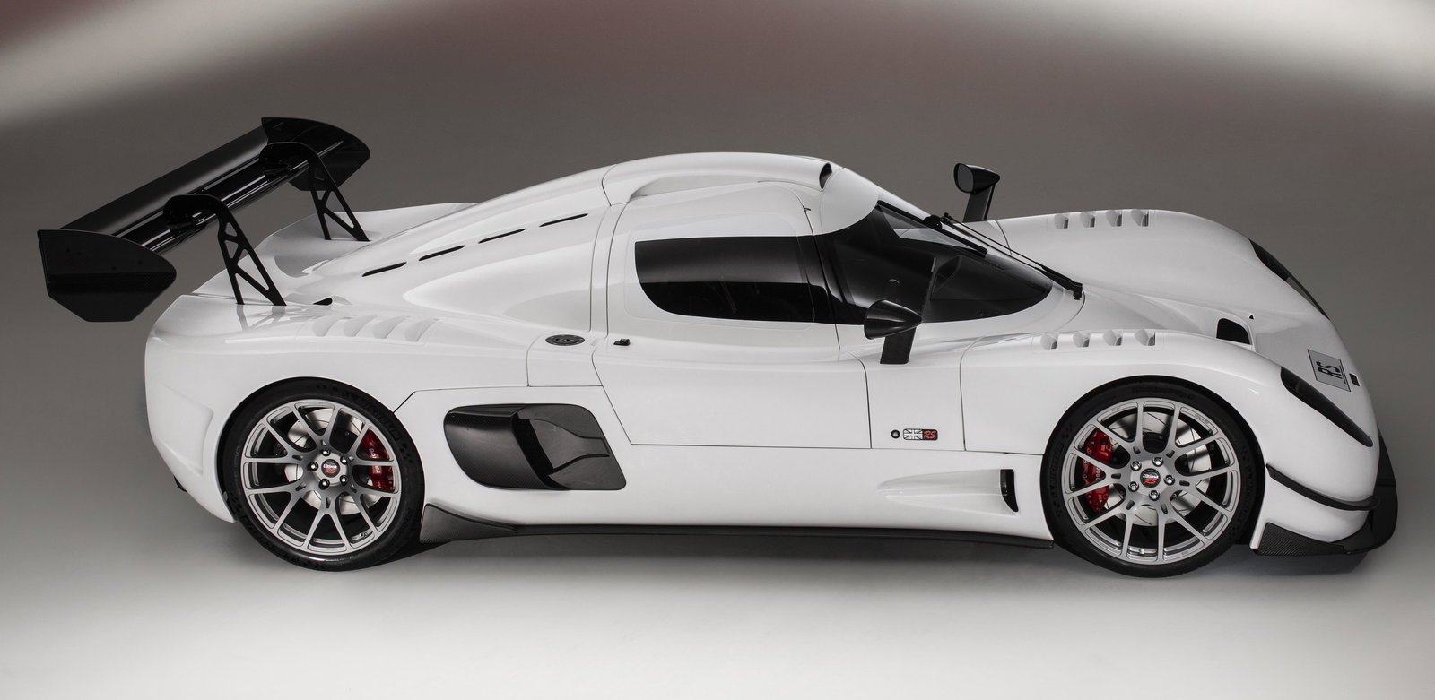 The New 1200bhp, Manual-Only Ultima RS Is A Supercar Of The Old School