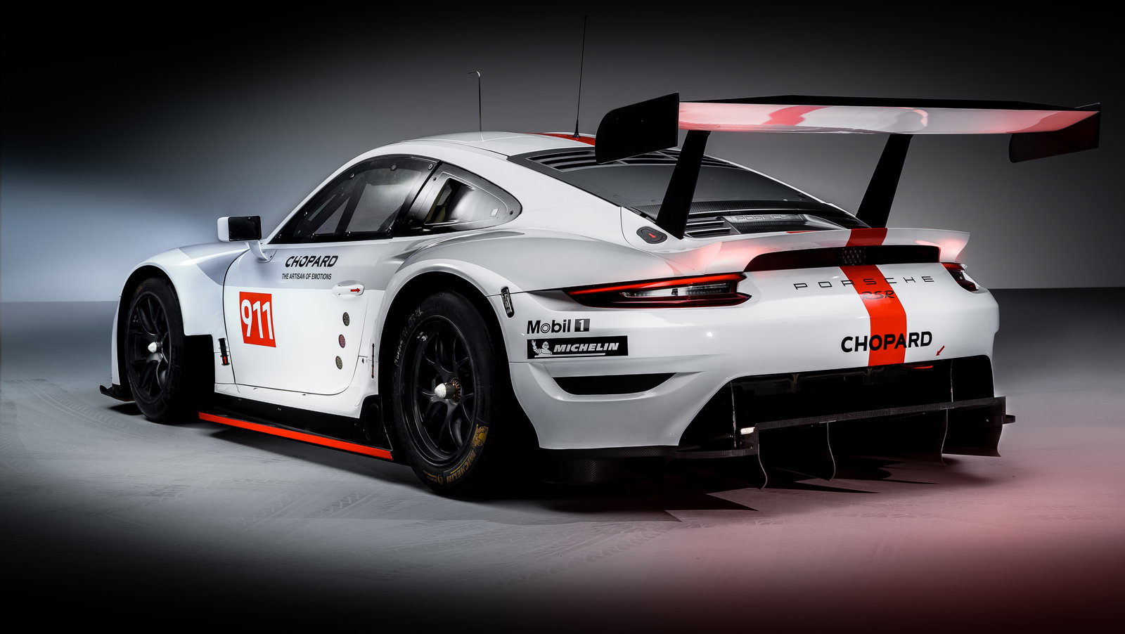 The Latest Mid-Engined Porsche 911 RSR Is Here With A 4.2 Flat-Six