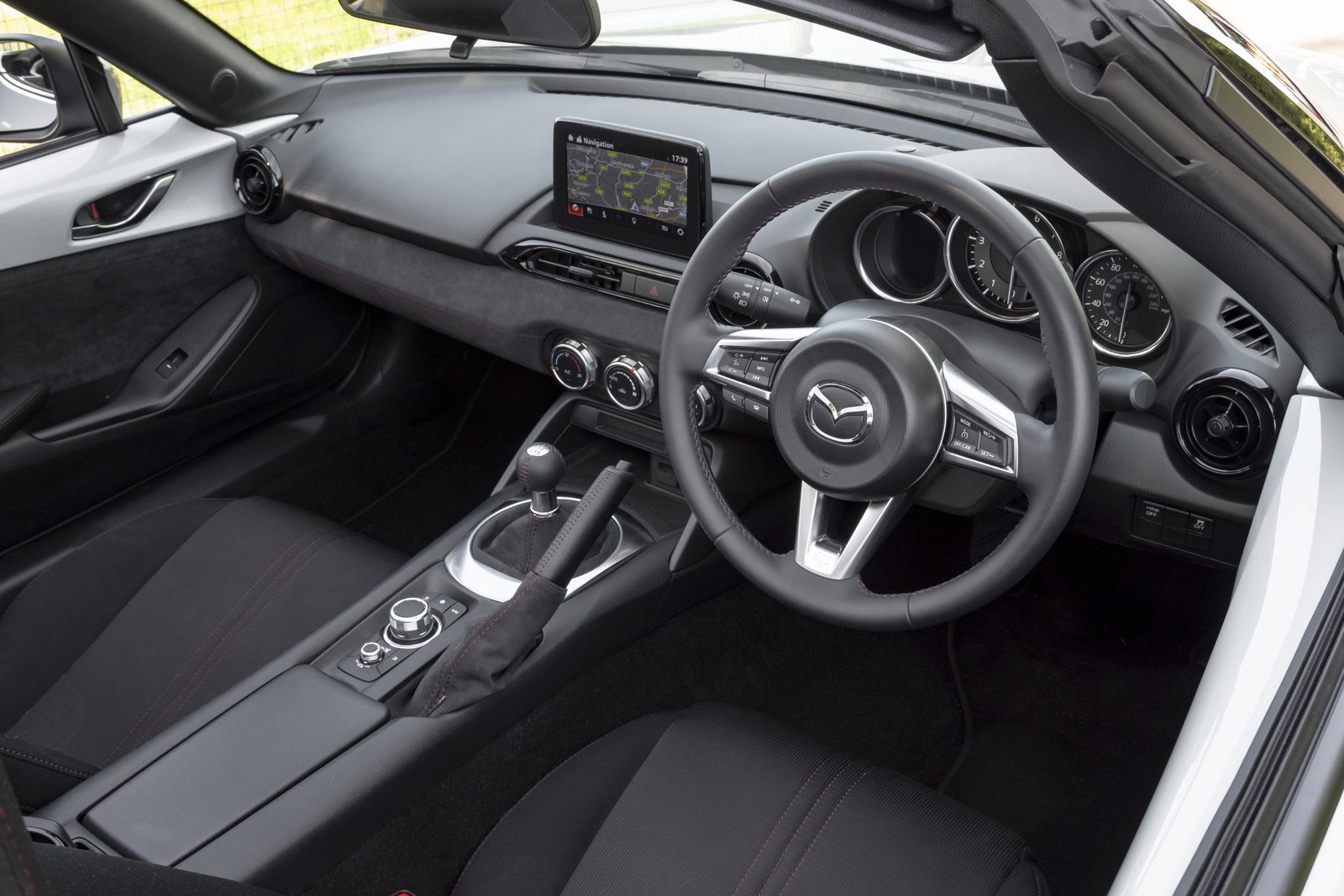 Mazda Will Lightly Modify Your ND MX-5 With These New Accessory Packs