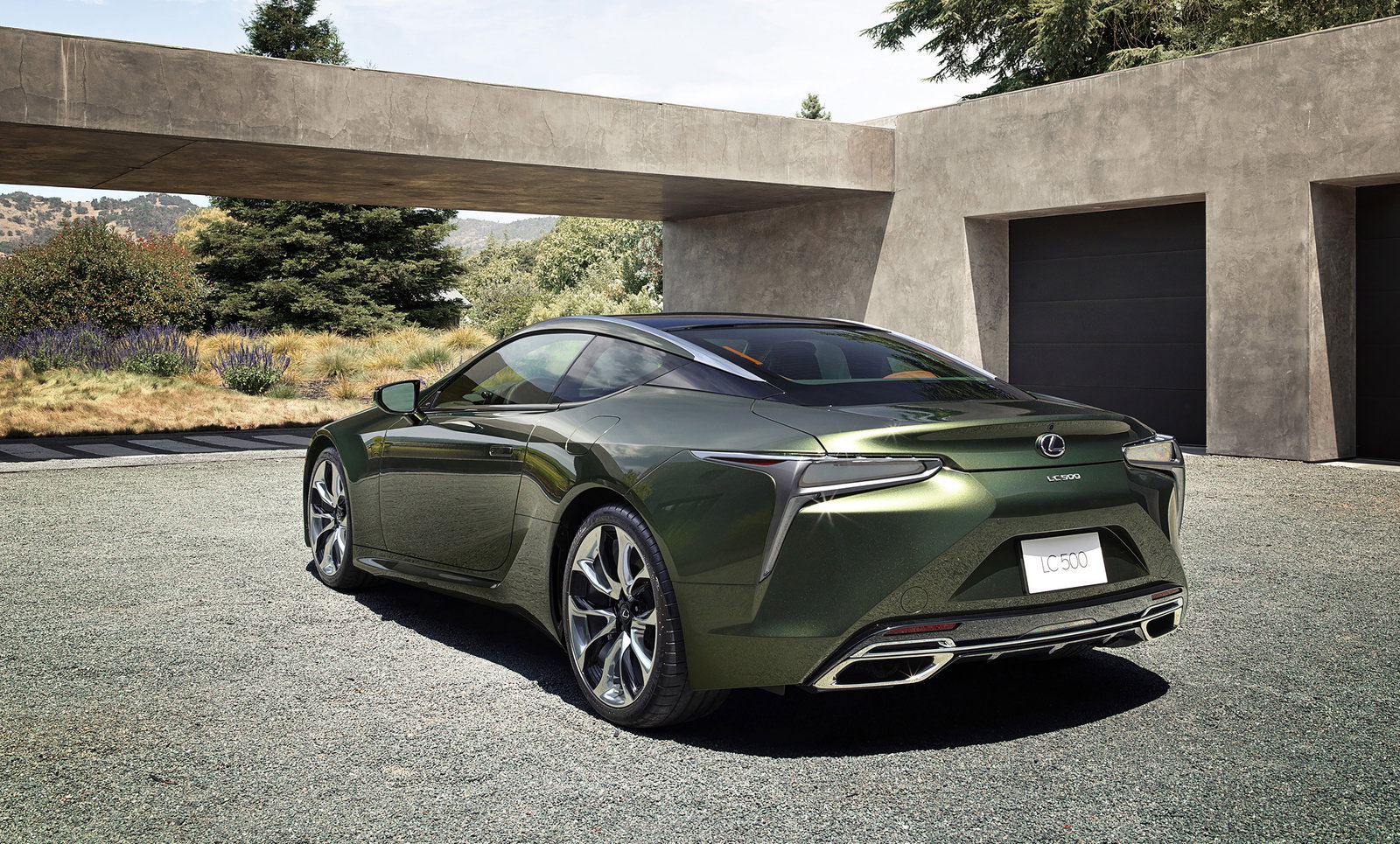 【新品未使用品】LEXUS レクサス トートバッグ オリーブグリーン The Lexus LC500 Inspiration Series Is Very Green, Very Awesome