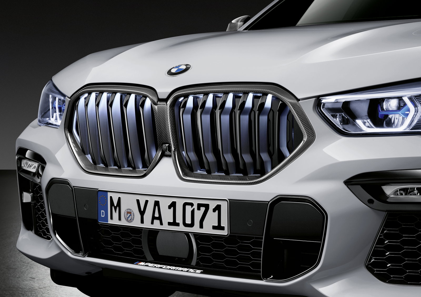 Does The BMW X7 Look Better With A Load Of M Performance Parts?