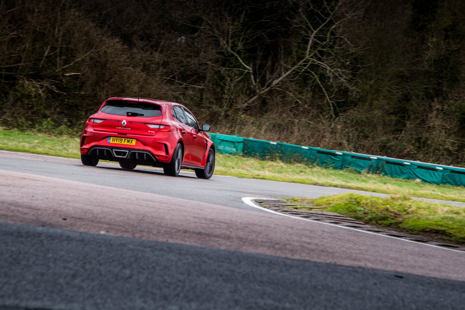 Renault Megane RS300 Trophy Vs RS280 Sport: Why Harder Isn't Always Better