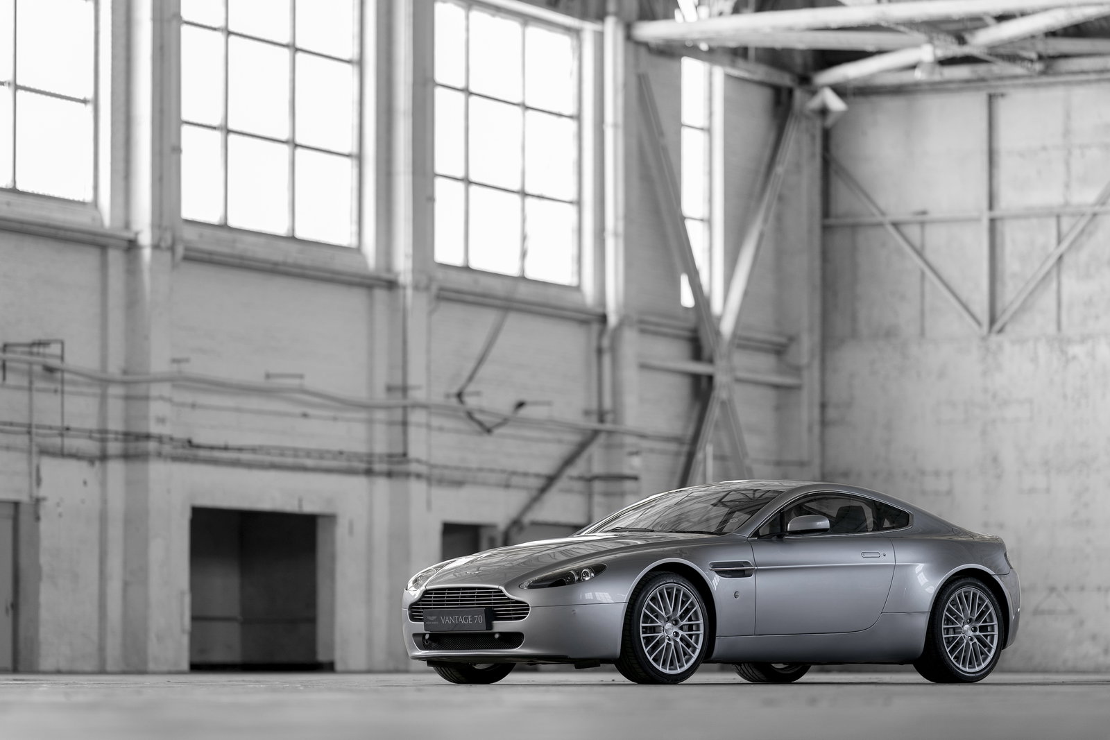 Aston Martin Is Celebrating 70 Years Of Vantage With Wallpaper Perfection