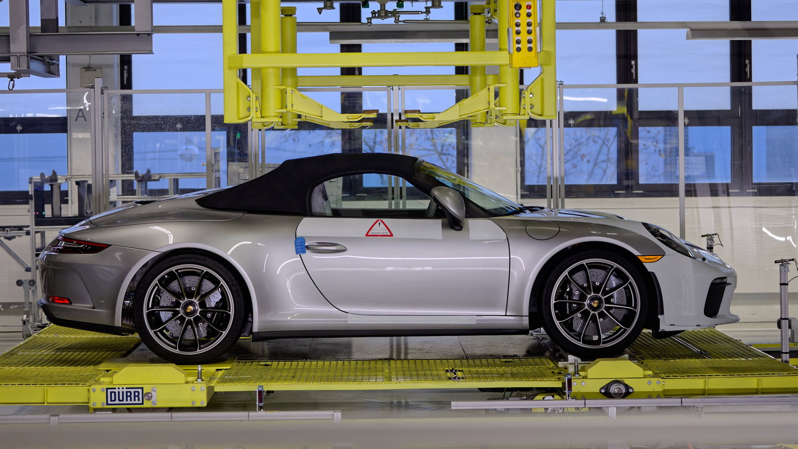 The Last Ever 991 Porsche 911 Will Be Auctioned Off In A Covid-19 Fundraiser