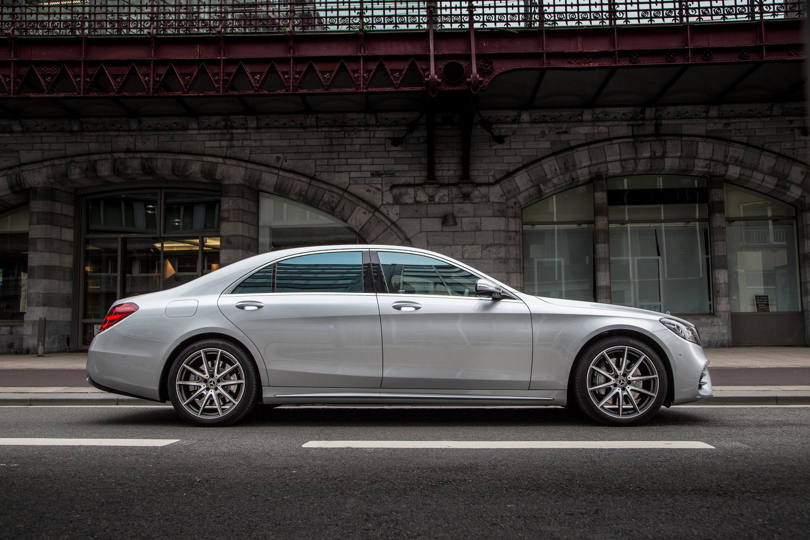 Forget The AMG: The Best Mercedes S-Class Has A Straight-Six