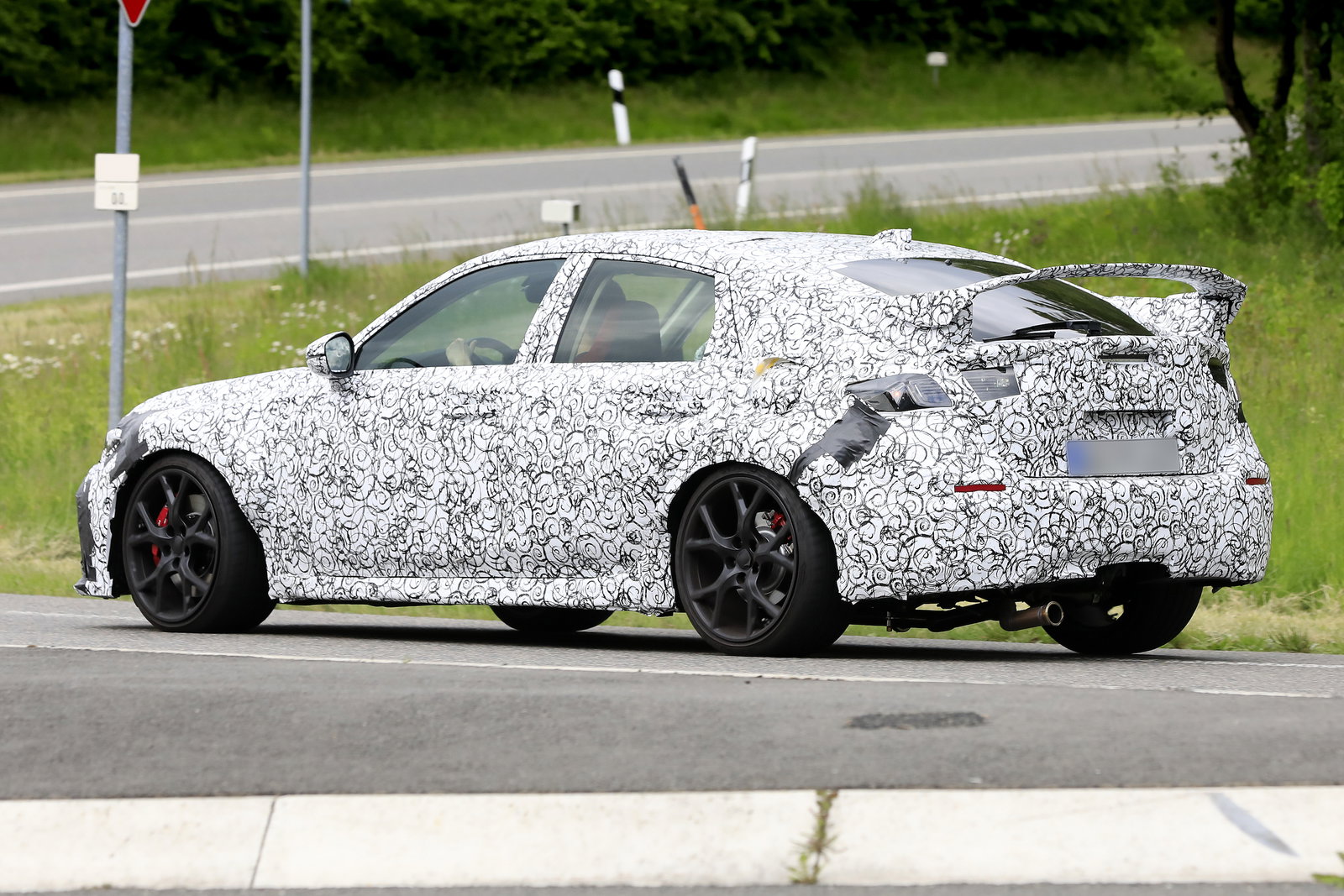 Next-Gen, Possibly Hybrid Honda Civic Type R Spotted Testing