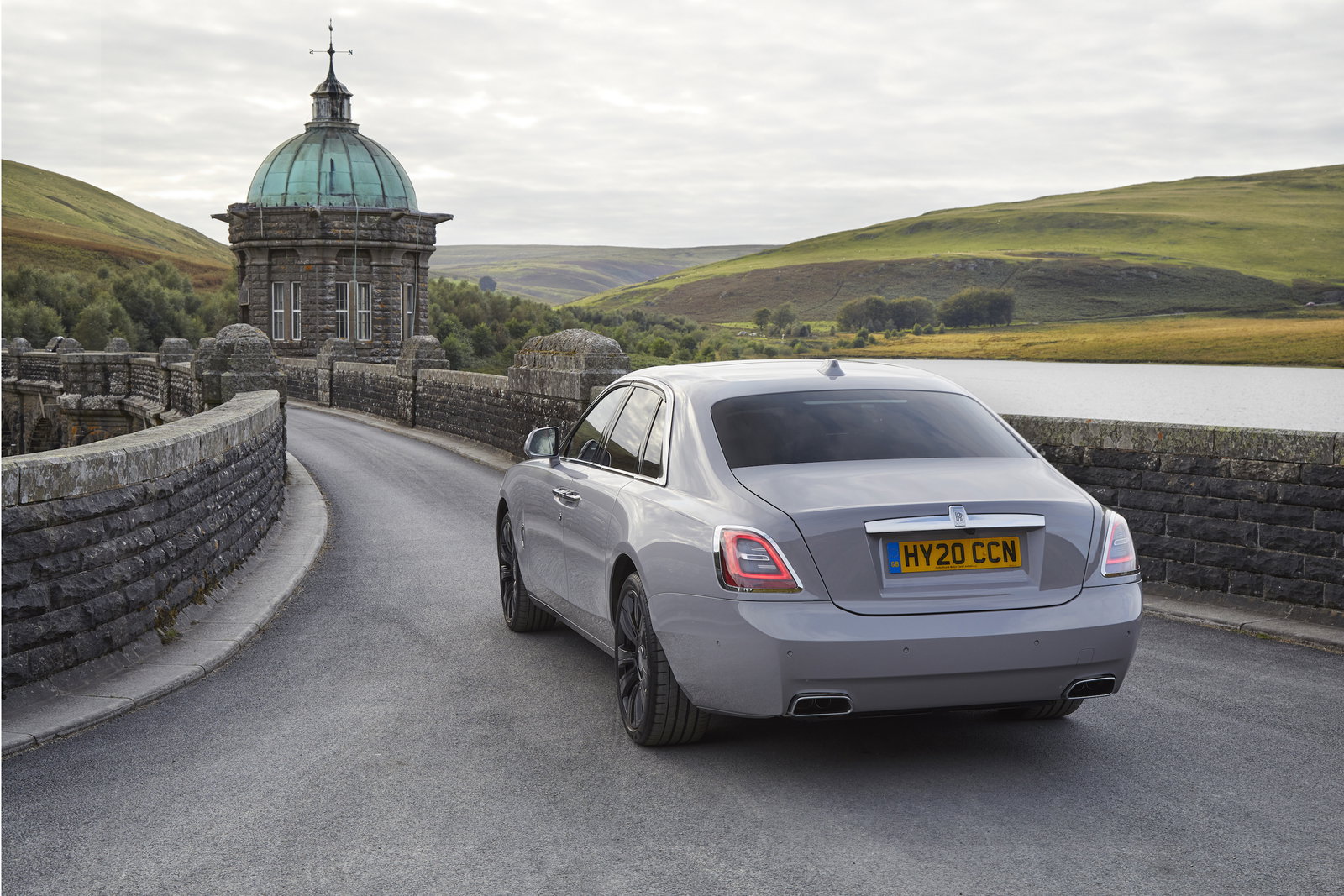 6 Things I Learned From Wafting Around In The New Rolls-Royce Ghost