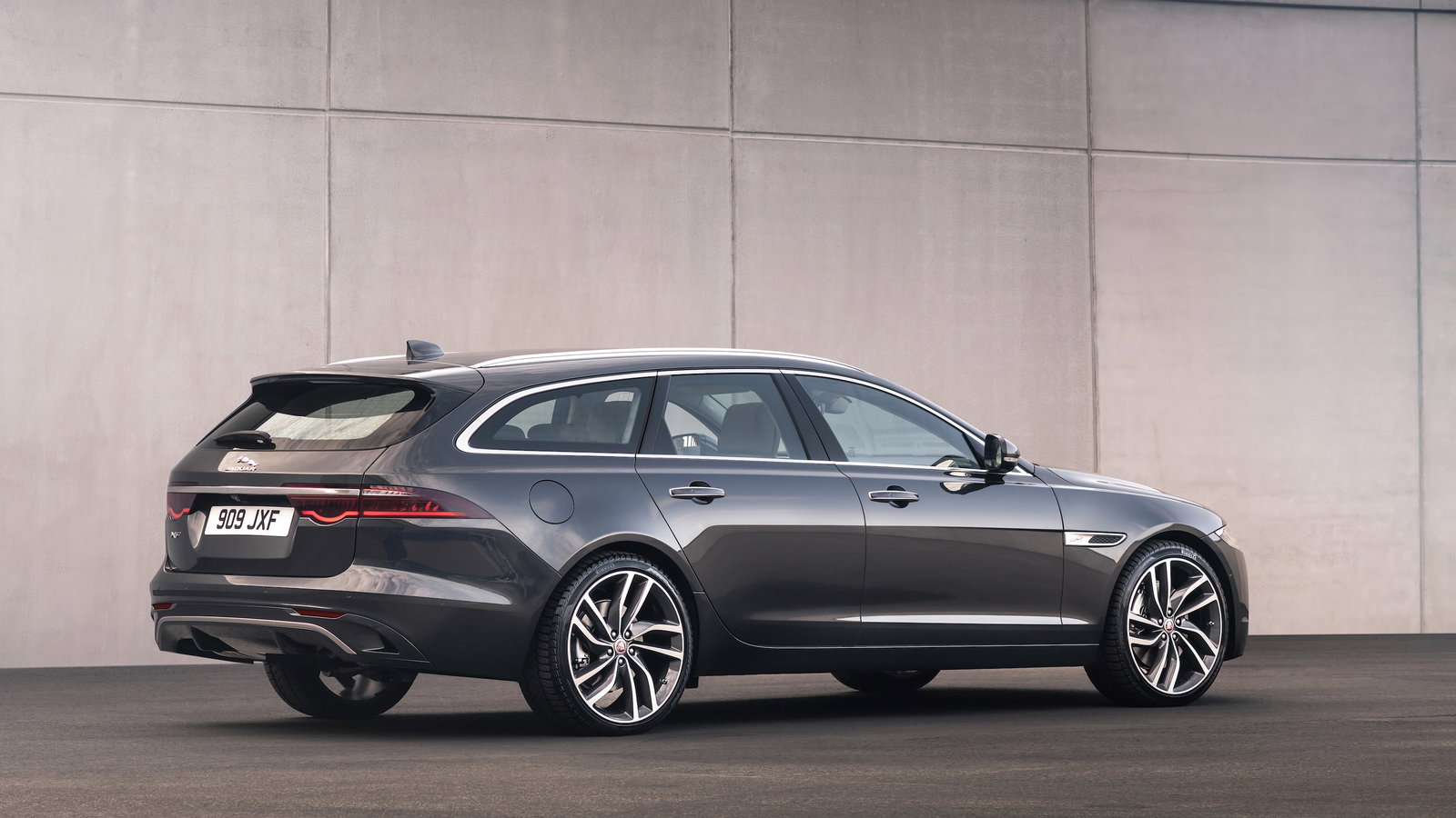 Jaguar's Facelifted XF And Updated XE Get Hybrid Powertrains But No Inline-Sixes