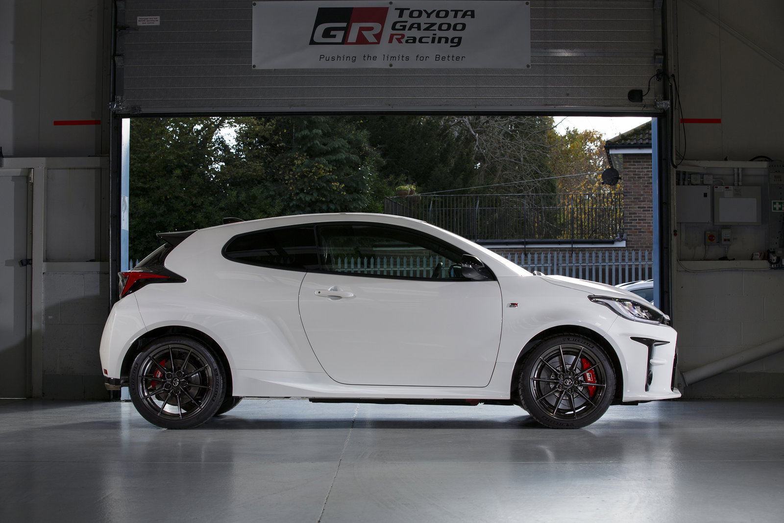 7 Things That Will Happen Due To The UK’s 2030 ICE Ban