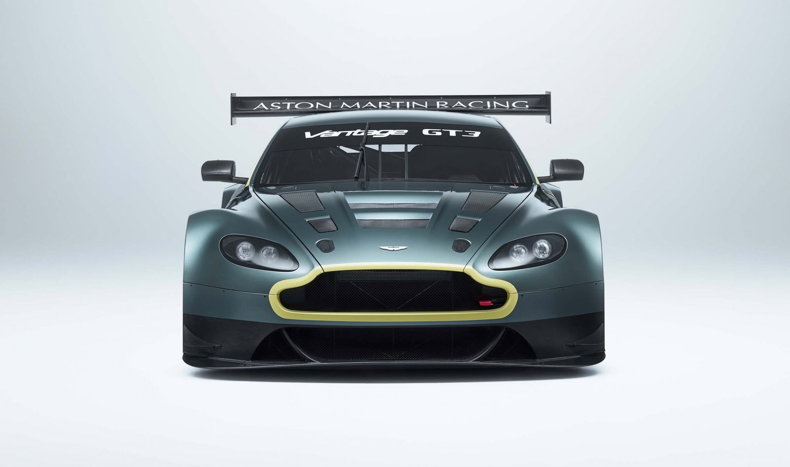 Aston Martin Is Selling A Collection Of Three New/Old Racers, Because Rich People