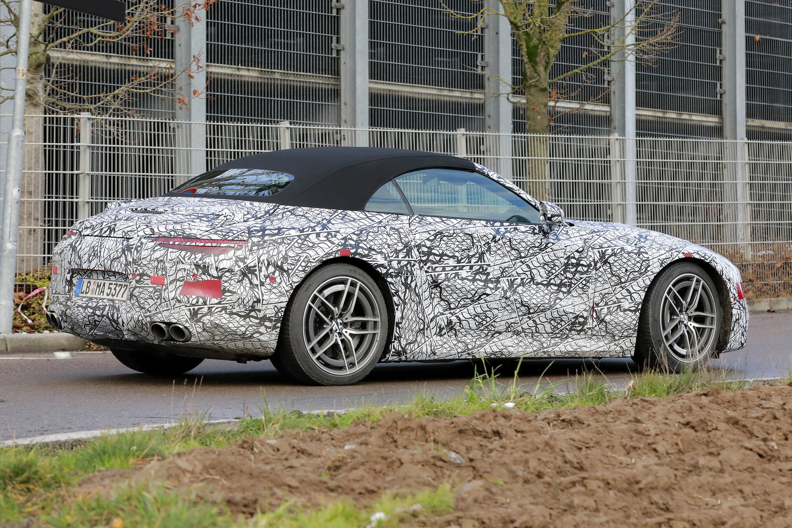 Here's A Better Look At The New Mercedes-AMG SL