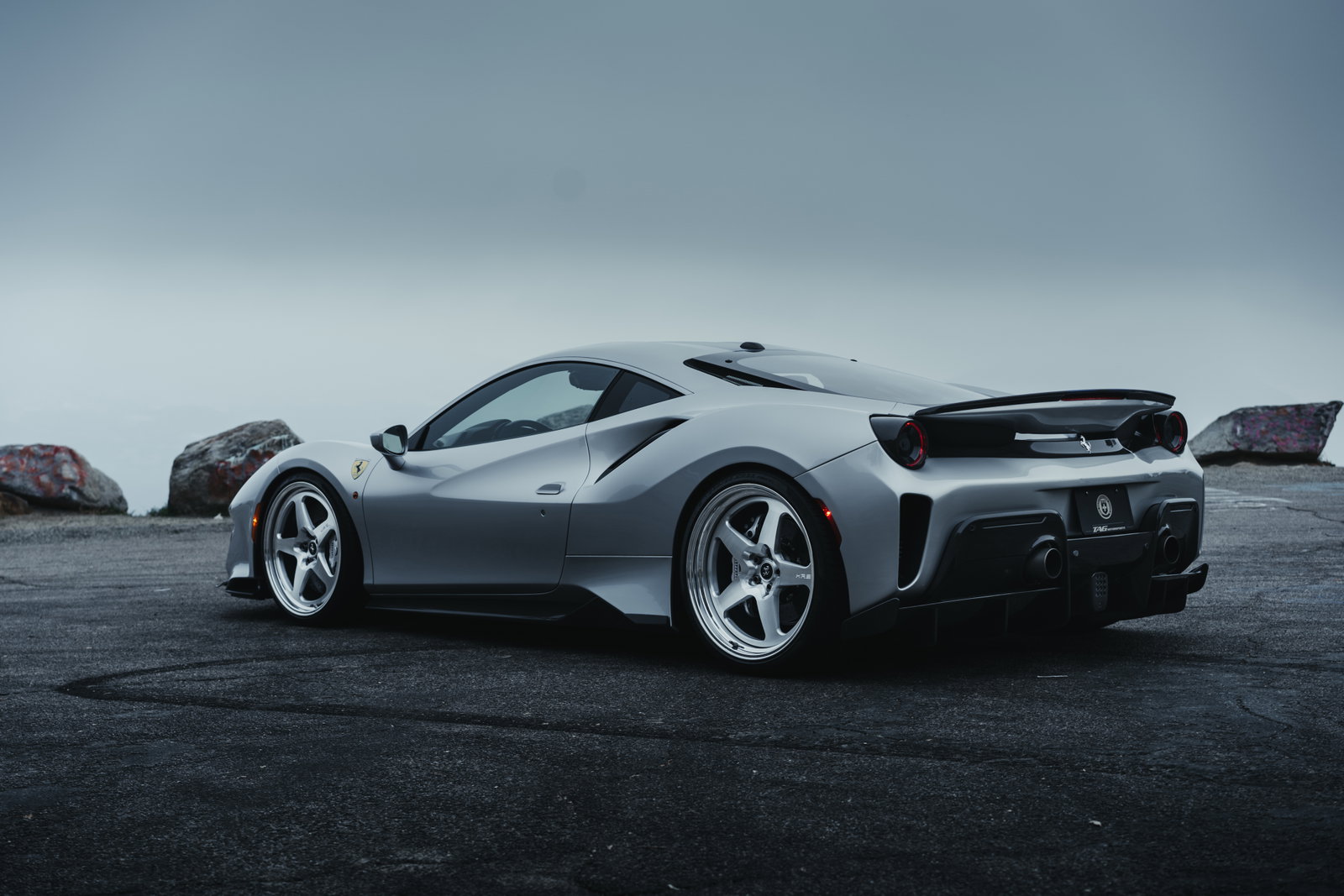 HRE Shows Off Its Retro-Styled Wheels On Modern Performance Cars, New 911 GT3 Included