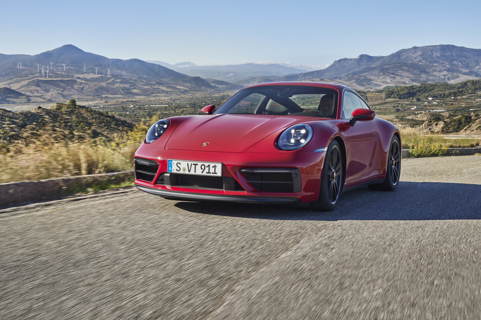 The New 473bhp Porsche 911 GTS Has 992 Turbo Bits And Less Sound Proofing