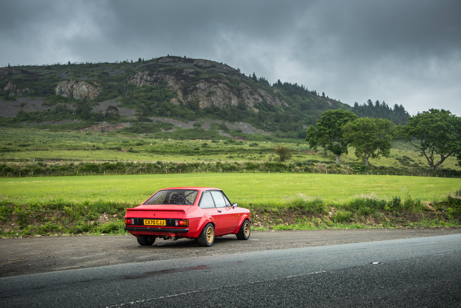 What It's Like To Drive A Brand New Mk2 'Ford Escort'