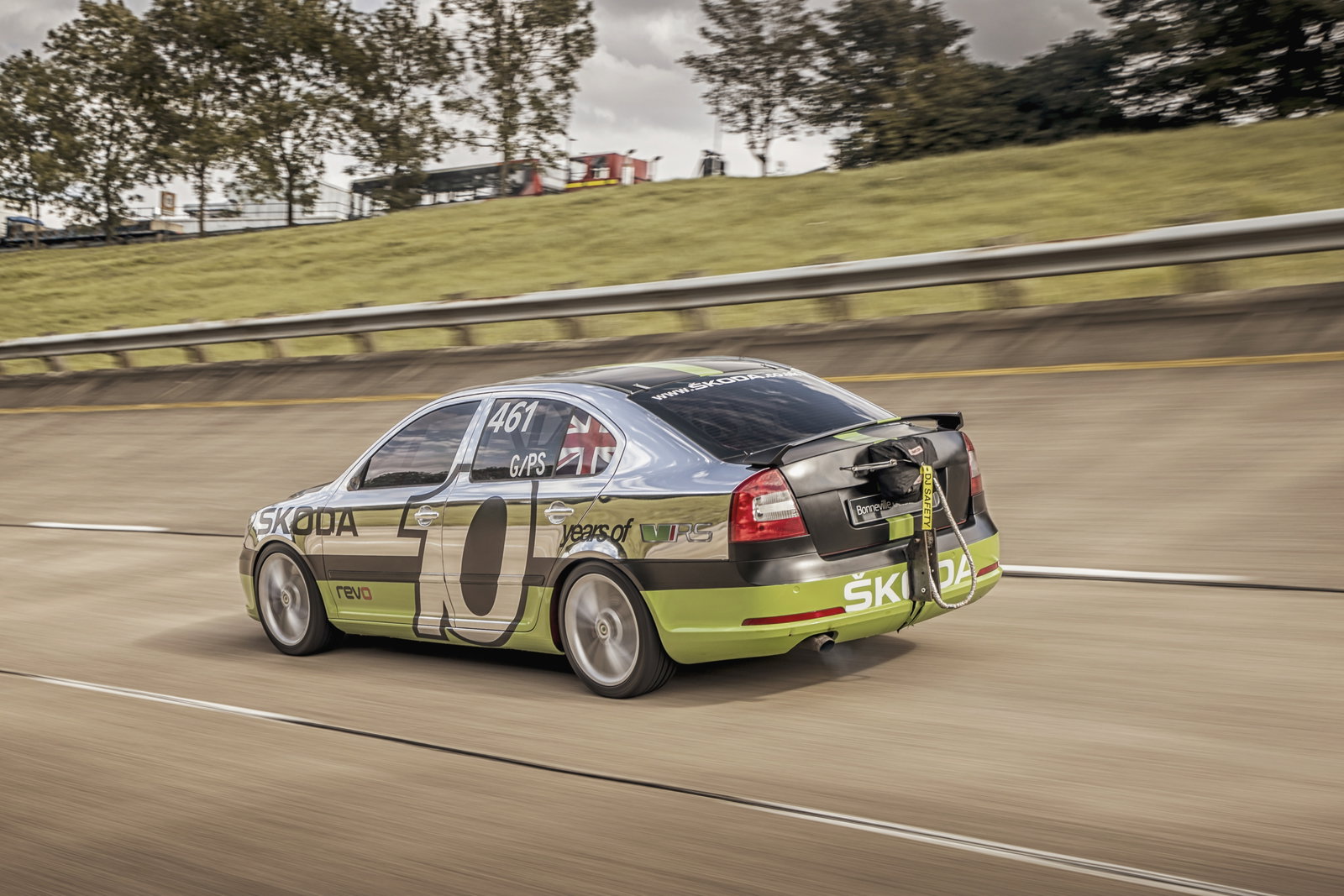 That Time A 2.0 Skoda Octavia Did 227mph At Bonneville