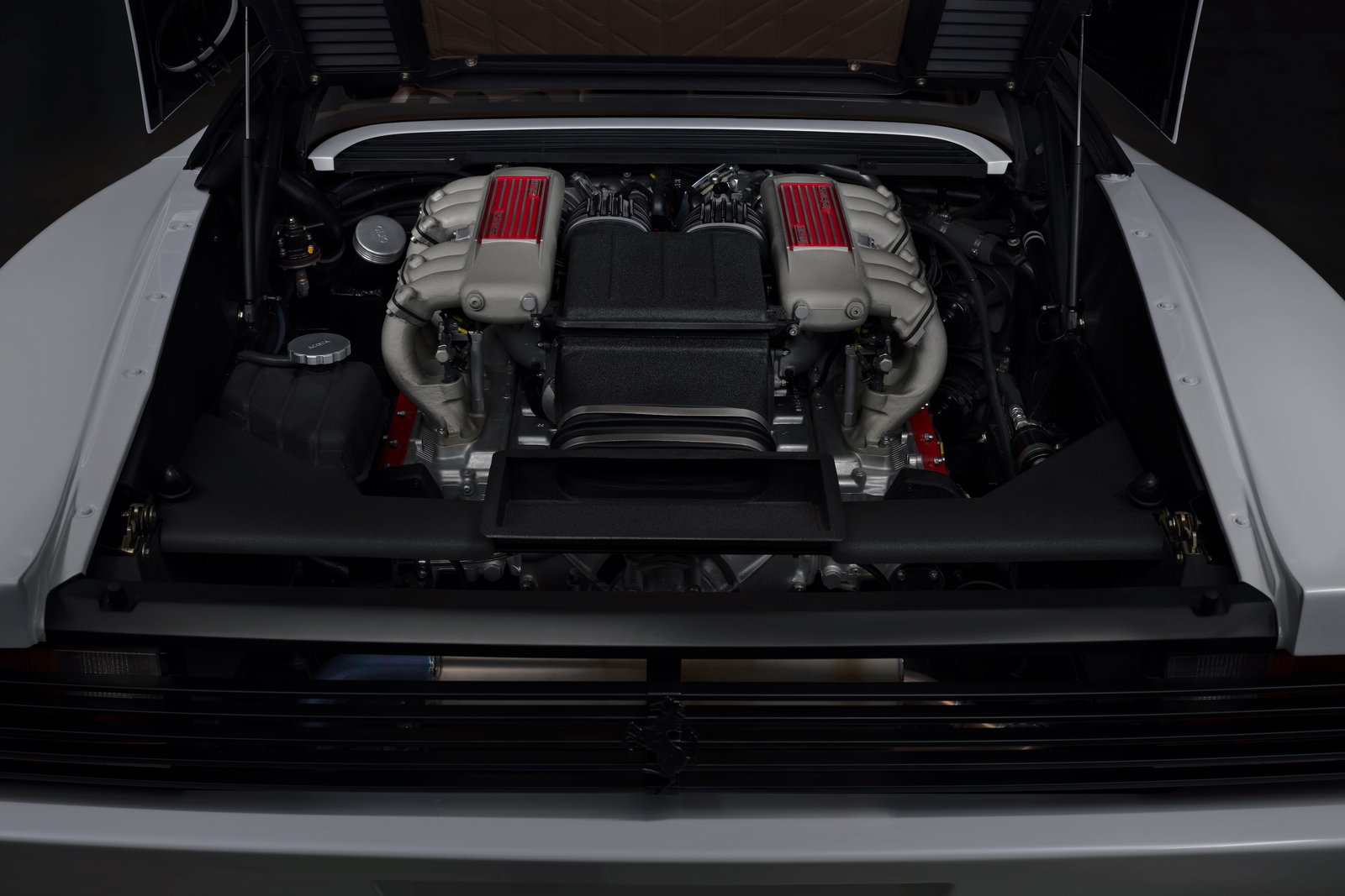 This 503bhp Ferrari Testarossa Restomod Has A 9000rpm-Capable Flat-12
