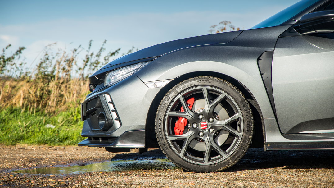 Honda Civic Type R Sport Line Review: Better Wingless And On Smaller ...