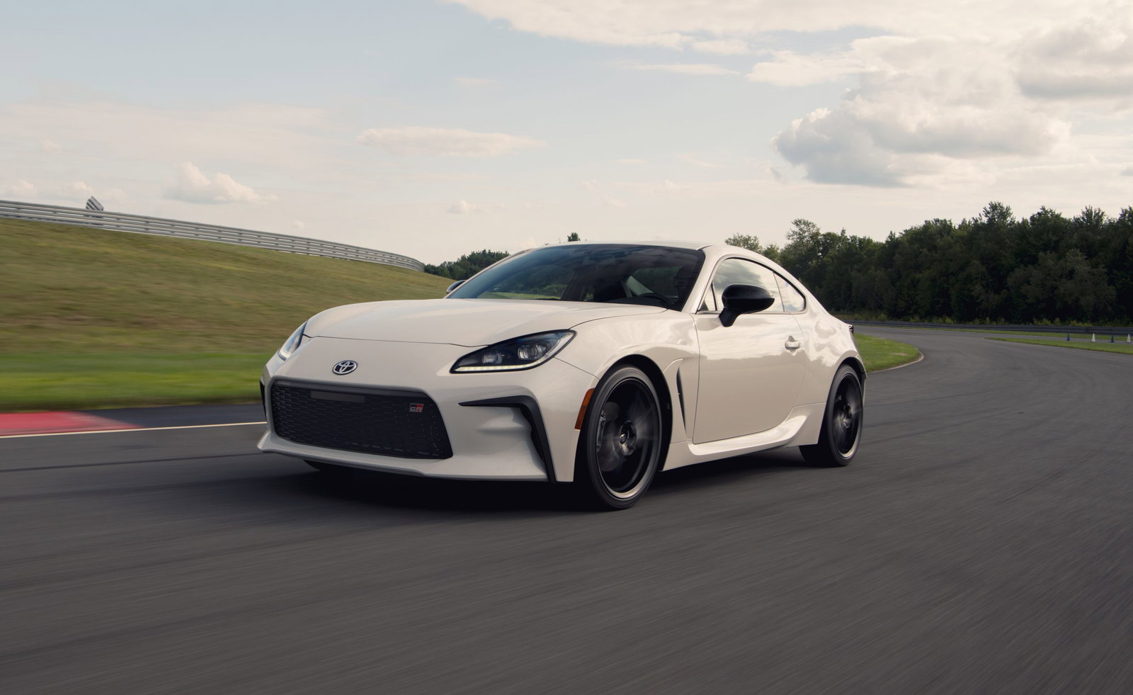 You Have Just Two More Years To Buy A Dodge Hellcat