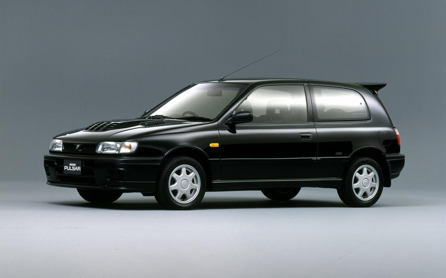 TOP 7 1990s Hot Hatches