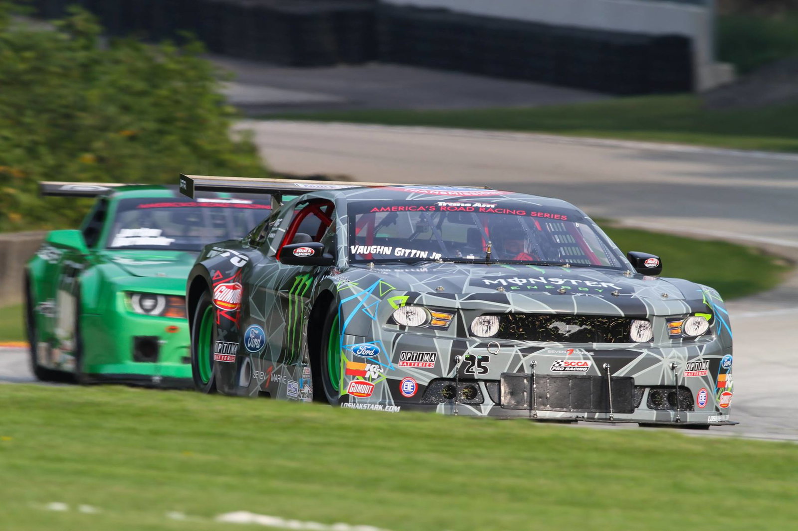 Top 5 Features of the Mustang RTR (And Lots of Reasons Why It's a Kickass Brand)
