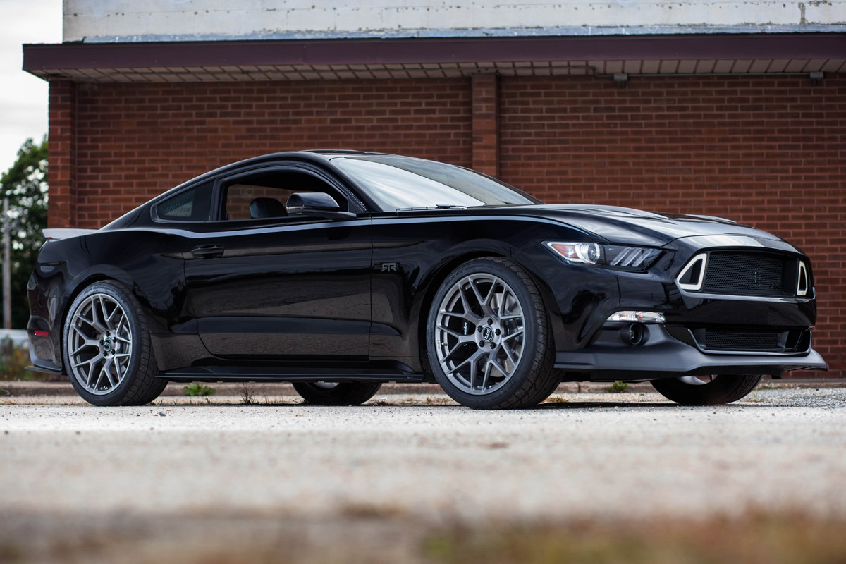 Top 5 Features of the Mustang RTR (And Lots of Reasons Why It's a Kickass Brand)