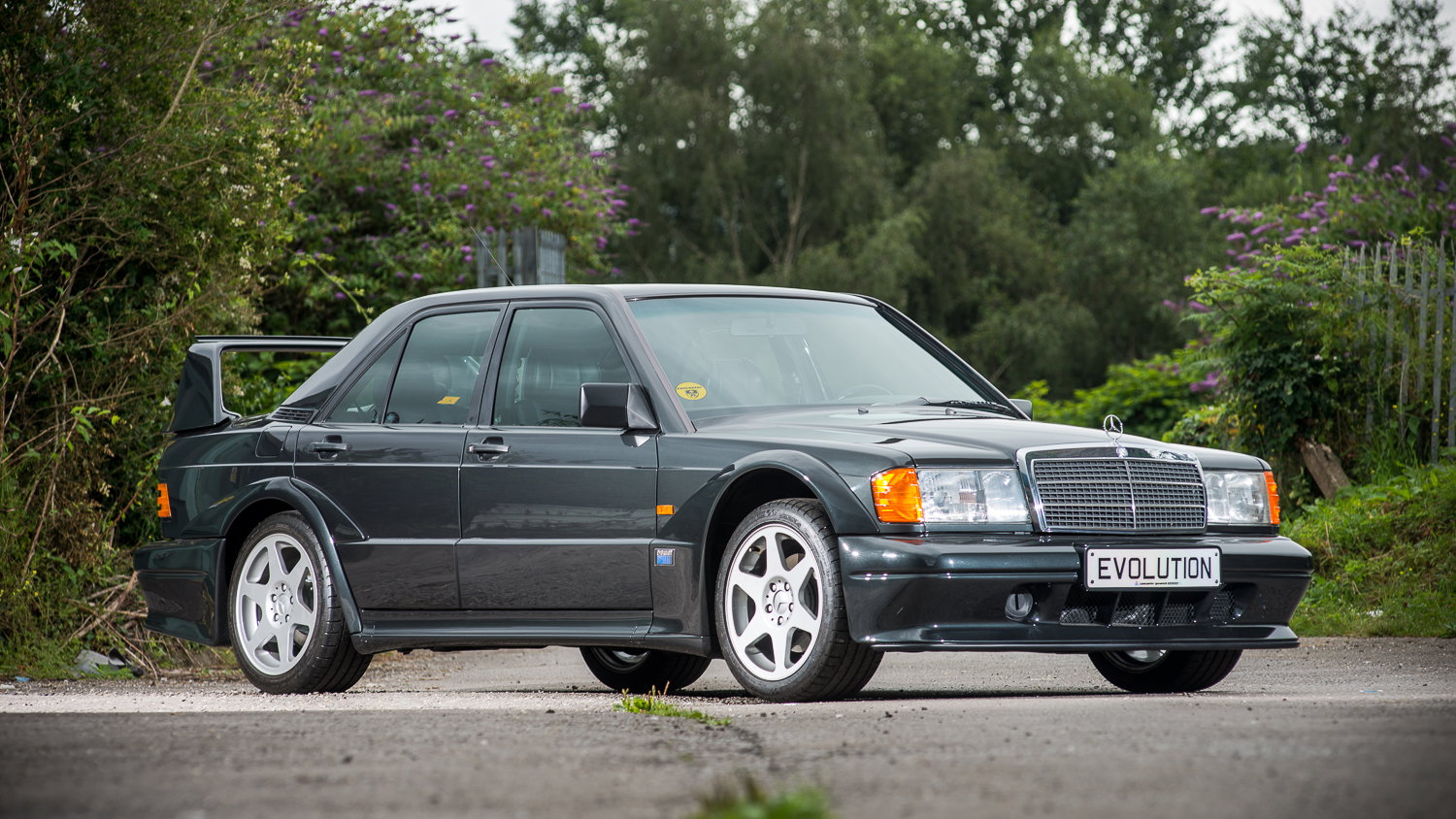 An 885 Mile Mercedes 190E Evo II Is Being Auctioned, And It'll Be Hilariously Expensive