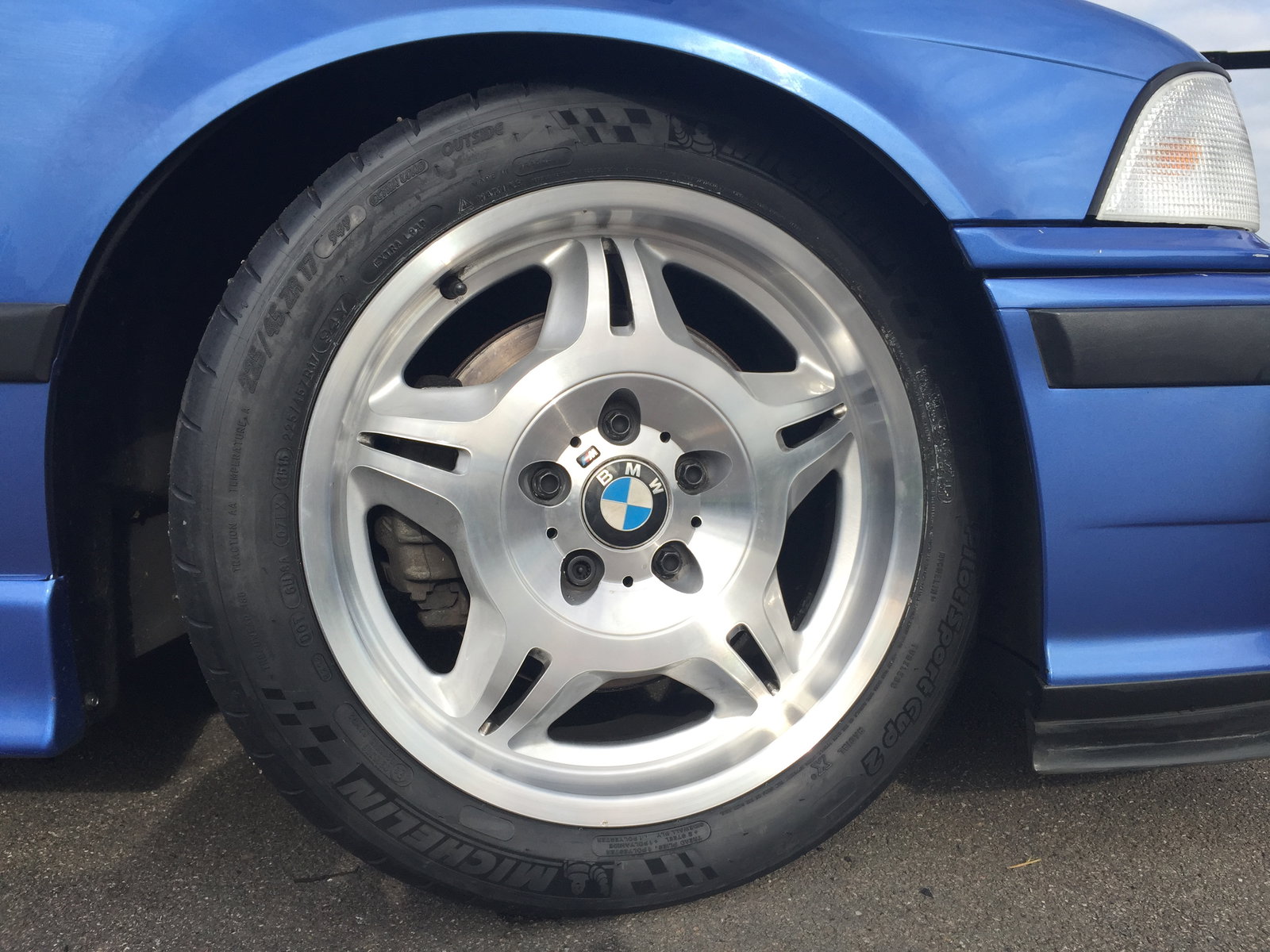 These Michelin Pilot Sport Cup 2 tyres offer the world of grip on track!