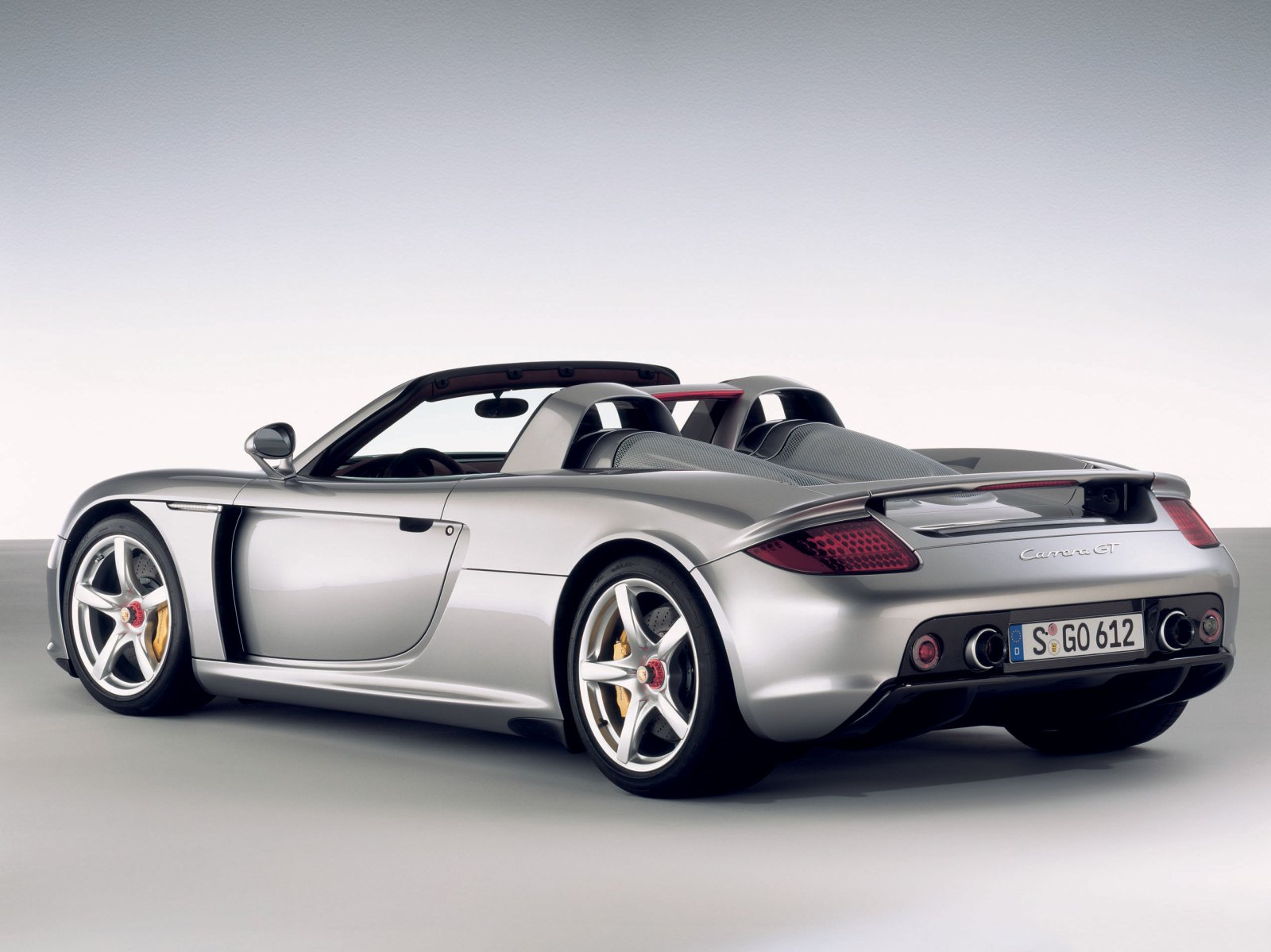 7 Supercars Of The 2000s That Deserve More Recognition