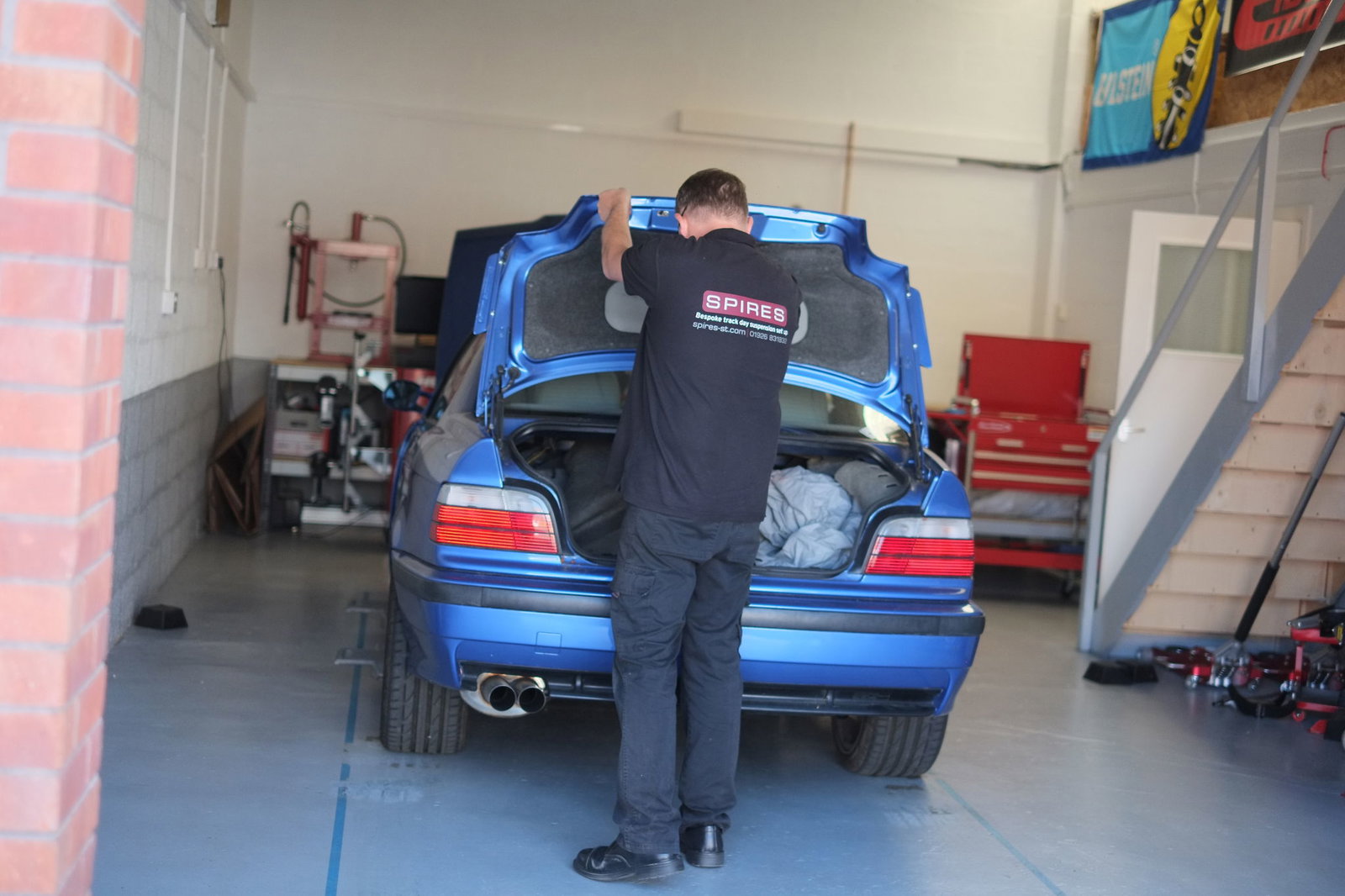 Arriving at Spires in Leamington-Spa for a full suspension set-up