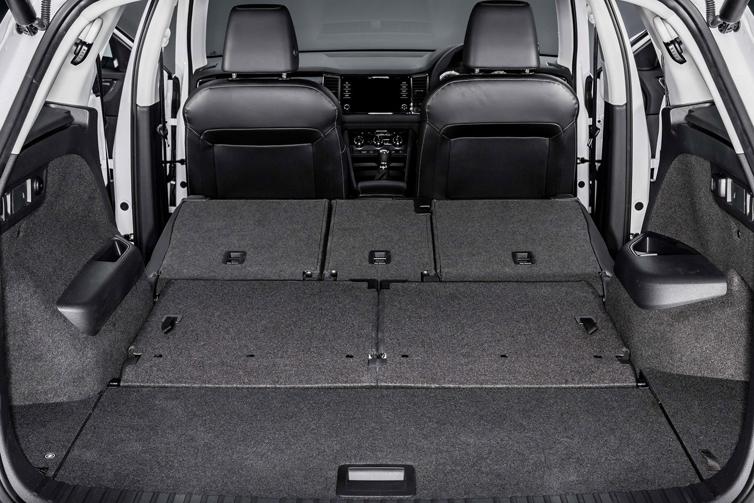 The 7-Seater Skoda Kodiaq SUV Is Here To Make The Volvo XC90 Look Stupidly Expensive
