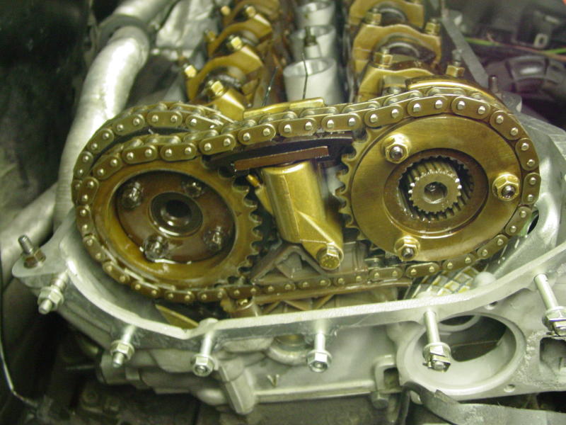 The specifically designed helical gear can be seen in the centre of the cam gear