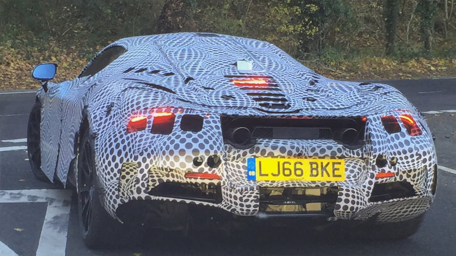 McLaren's Imminent New Super Series Will Have A Futuristic Folding Double Display, Because Racecar