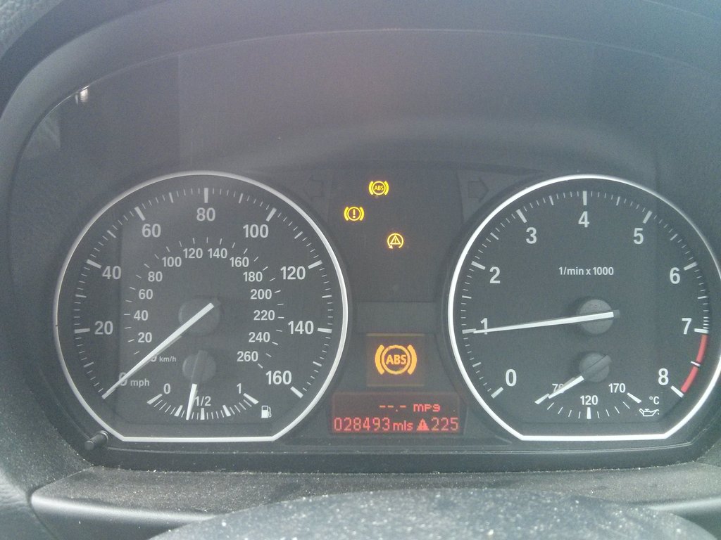 A Guide To Warning Lights And What They Mean