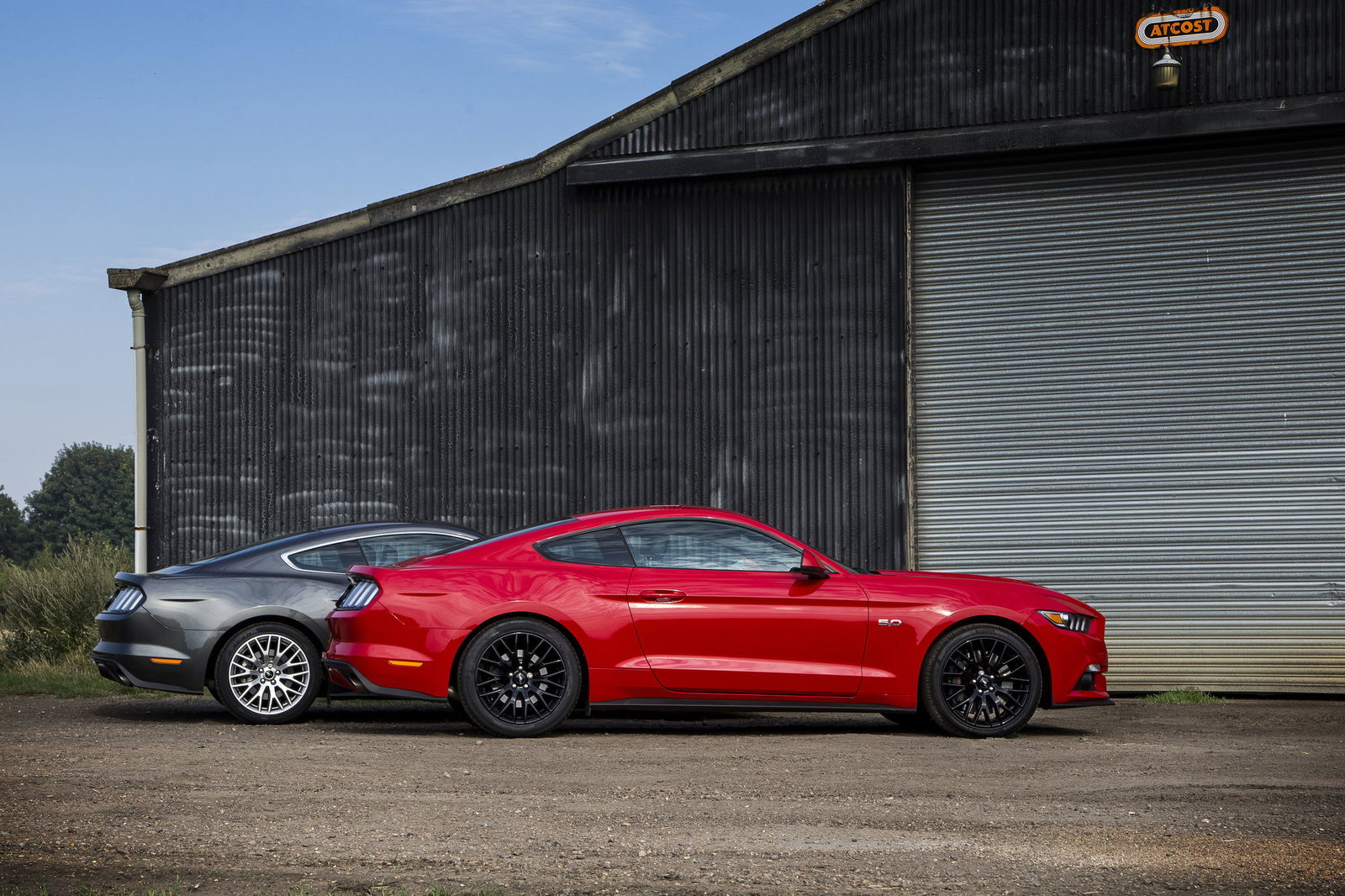 Aston Martin Vanquish S Review: The Old-School V12 Hero That's Better Than Ever