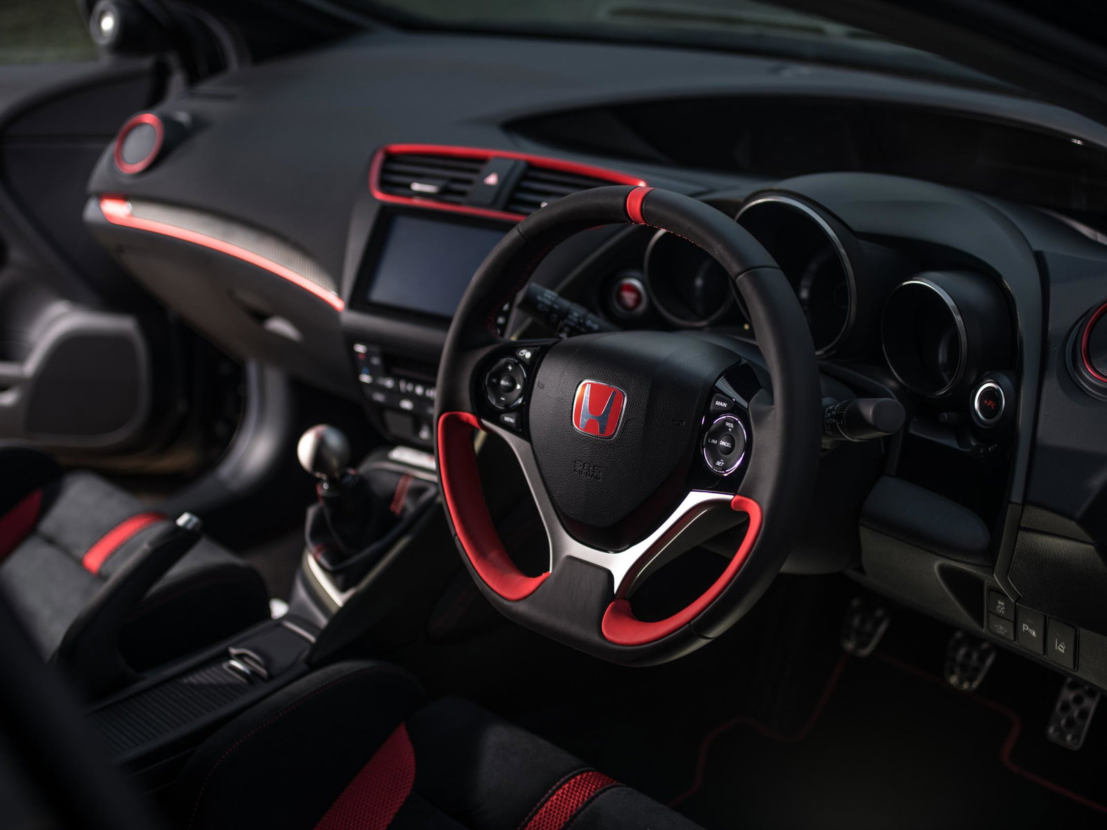 The Honda Civic Type R Black Edition Is A Limited-Run Swansong