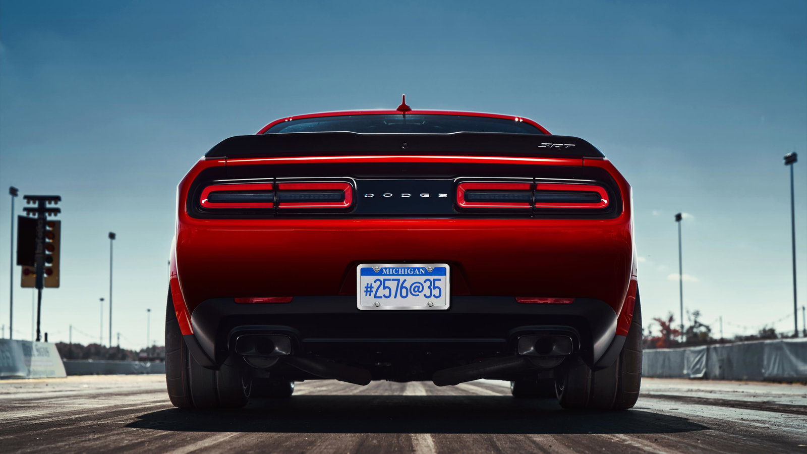 The Dodge Challenger SRT Demon Has Monster 315 Tyres Front And Rear