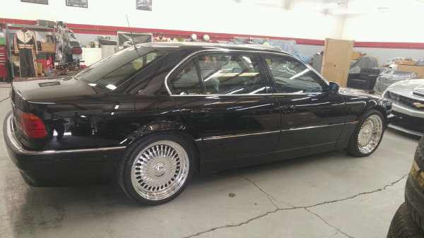 This BMW E38 7-Series Costs $1.5 Million, Because Tupac Was Shot In It
